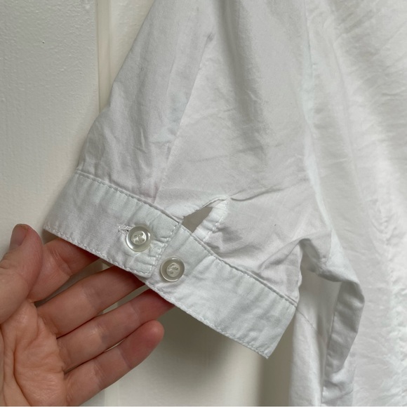 White short sleeved blouse with frilly front - Picture 6 of 8